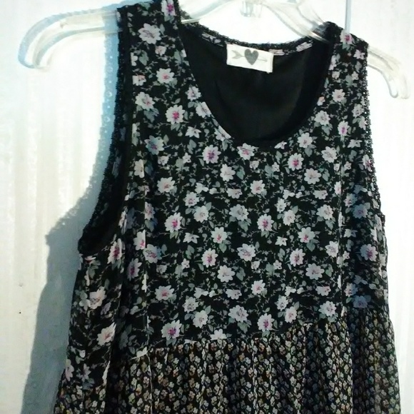 Honey Love Women Black Floral Baby Doll Tank Dress - Picture 3 of 8